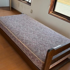 シングルベッド（フランスベッド製）の画像