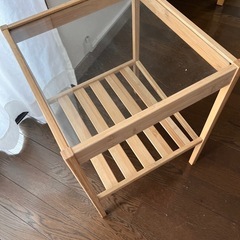 IKEA  サイドテーブルの画像