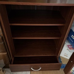 チェスト　食器棚の画像