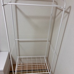 衣類ラック　ニトリ　２つ　白色　アウターラックの画像