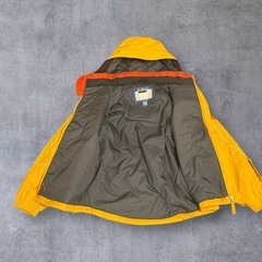 DESCENTE スキー スノーボード ナイロンジャケット 150キッズの画像