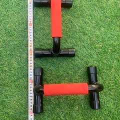 ダンベル、プッシュアップバーの画像