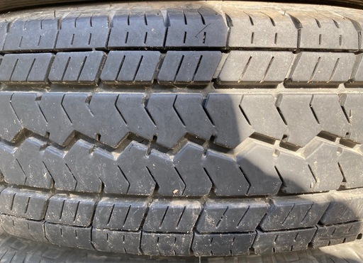 TOYO 195/80R15 24年製　夏タイヤ