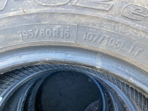 TOYO 195/80R15 24年製　夏タイヤ