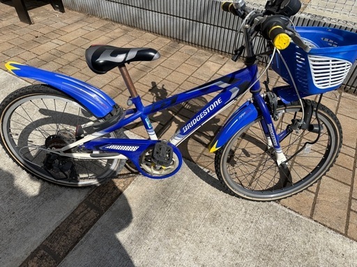 ブリヂストン　22インチ