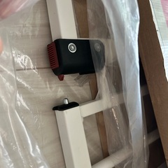 日本育児 ベビーズゲート ホワイト NI-4006 (取付幅 73~90cm)の画像