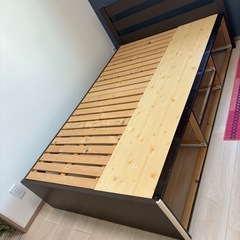 ニトリ　セミダブル　ベッドフレーム　　　　　　　の画像