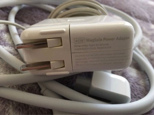①Apple 45W MagSafe 電源アダプタ for MacBookAir