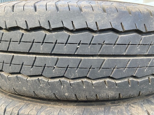 DUNLOP 195/80R15 24年製 夏タイヤ