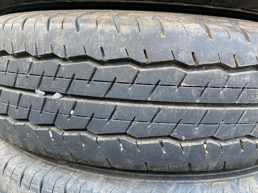 DUNLOP 195/80R15 24年製 夏タイヤ