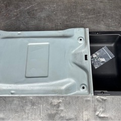ジムニー　JB23 助手席　アンダートレー　小物入れの画像
