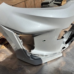 アクアGR フロントバンパーの画像