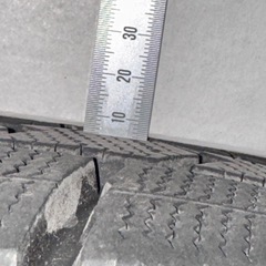 スタッドレスタイヤの画像