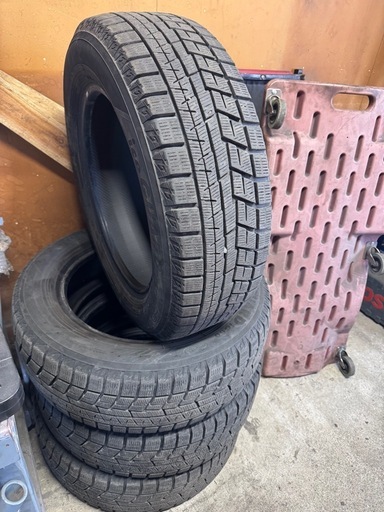 ヨコハマタイヤ205/60R16 4本セット