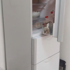 冷蔵庫
の画像