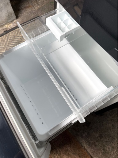 札幌市内配送可 18年製 東芝 TOSHIBA 153L 2ドア冷蔵庫 GR-P15BS-K メタリックブラック 右開き