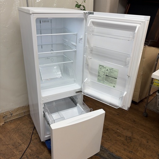 【?買取市場 6ヶ月保証】R213 ☀️ TOSHIBA / 東芝 冷蔵庫 [幅47.9cm /153L /2ドア /右開きタイプ /