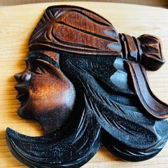 【あげます】アイヌ木彫り壁飾りの画像