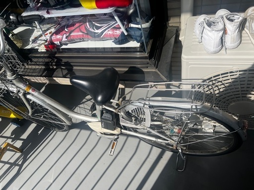 26型電動自転車　　バッテリー付き　充電器あり