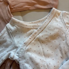 H&M ベビー　肌着の画像