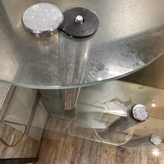 レトロ　ガラス飾り棚の画像