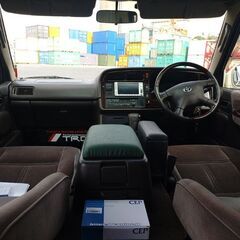 100系ハイエーススーパーカスタムリミテッドの画像