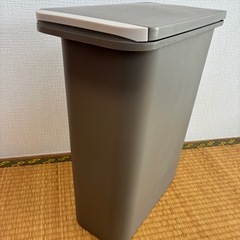 オムツ用ゴミ箱の画像