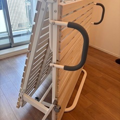 折りたたみ式ベッドフレーム セミダブルの画像