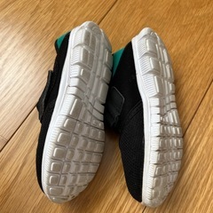 BREEZE 夏用　スニーカー14センチの画像