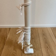 カーテン用突っ張り棒（フック付）の画像