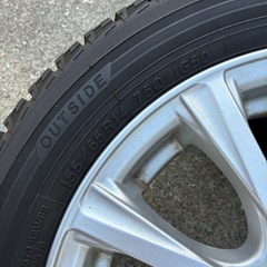 スタッドレスタイヤ4本ホイール付きの画像