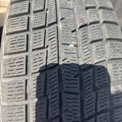 プラグディバアイス　165/70R14 22年製　8割溝　4本セット
の画像