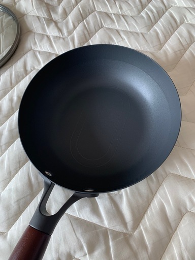 新品未使用Makuake TOBESTゼロフライパン鉄製24cm+20cm+蓋2