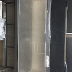大型水槽、大型熱帯魚、引き取り致します。