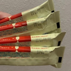 ほほえみ　らくらくミルク缶200ml×9本　＆　らくらくキューブ4本の画像