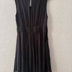 新品パーティドレスの画像