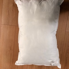 枕（ホームクリーニング済）の画像