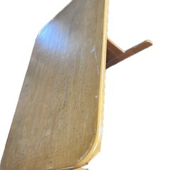 ダイニングテーブルの画像