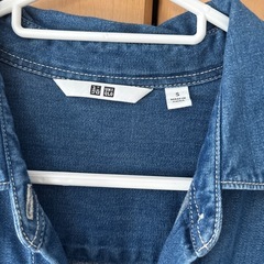 美品ユニクロ，デニムワンピースの画像