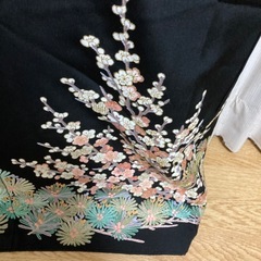 正絹　黒留袖　五紋　いかがでしょうか？の画像