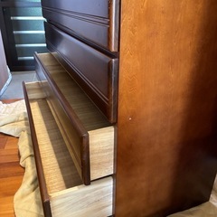 洋服ダンスの画像