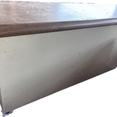 スチールカウンターの画像