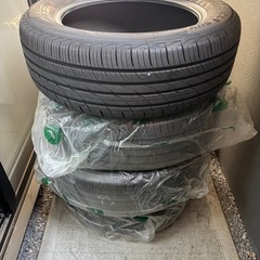 バリ溝、サマータイヤ225／60R8の画像