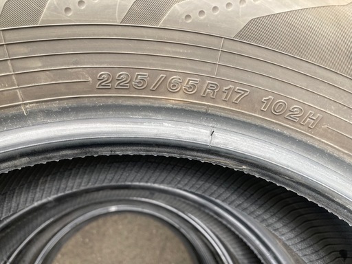 YOKOHAMA 225/65R17 25年製 ハリアー等