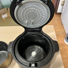 炊飯器の画像