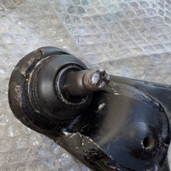 アトレーワゴンフロントR側ロアーアームAssyの画像