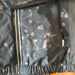 le coq sportif 花柄フードジャケット 黒 Lサイズ 使用感ありの画像