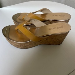 ジミーチュウ 厚底サンダル 36 ウェッジソール コルク ゴールド エナメルの画像