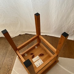 IKEA スツールの画像