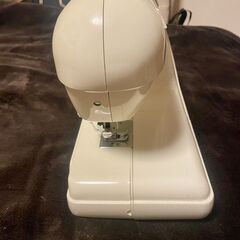 SINGER Tiny Tailor TT-9000 電子ミシンの画像